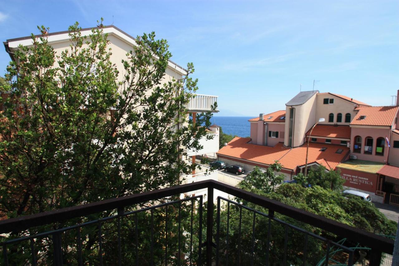 Apartment Kolaric Novi Vinodolski Rum bild