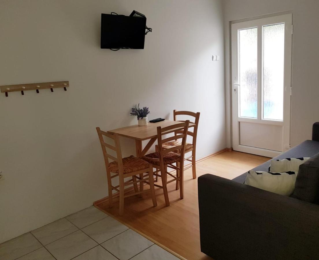 Apartment Kolaric Novi Vinodolski Exteriör bild