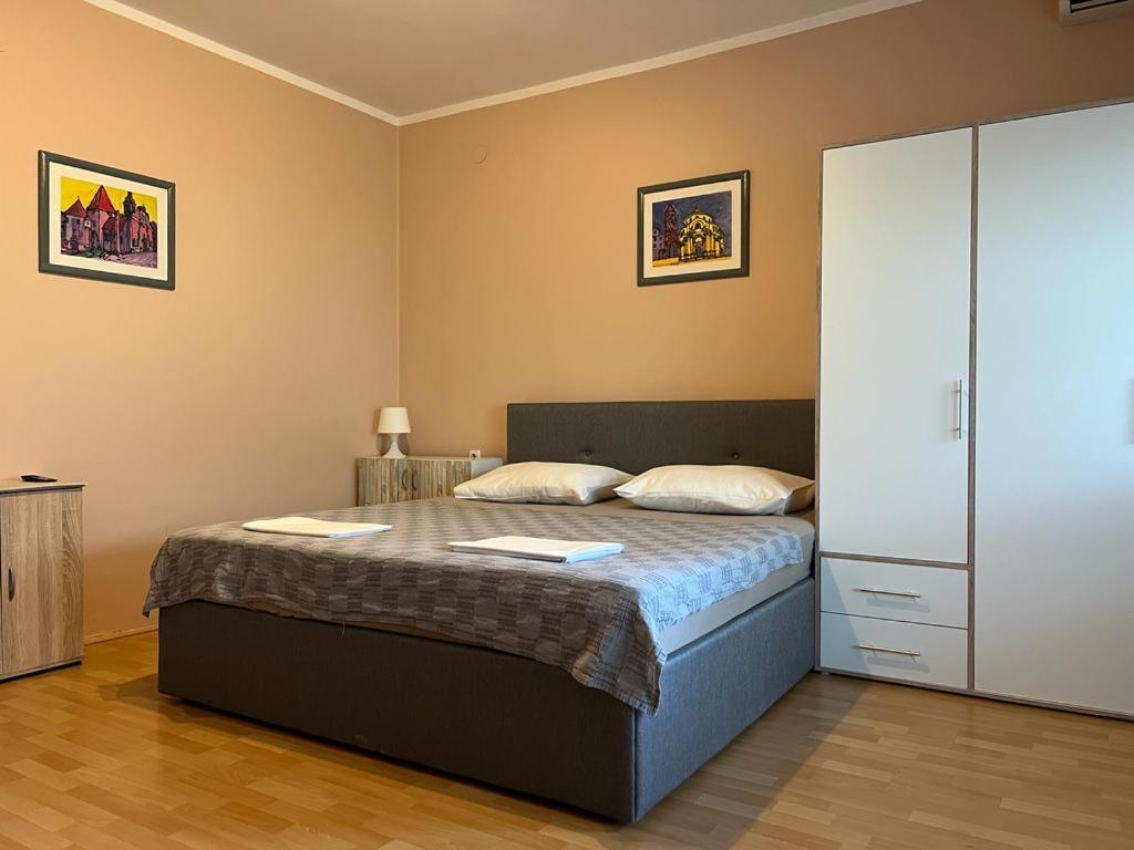 Apartment Kolaric Novi Vinodolski Exteriör bild
