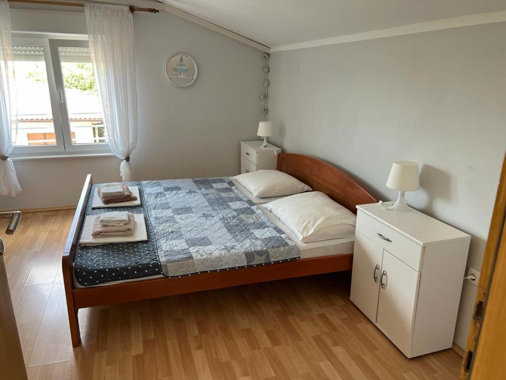 Apartment Kolaric Novi Vinodolski Exteriör bild